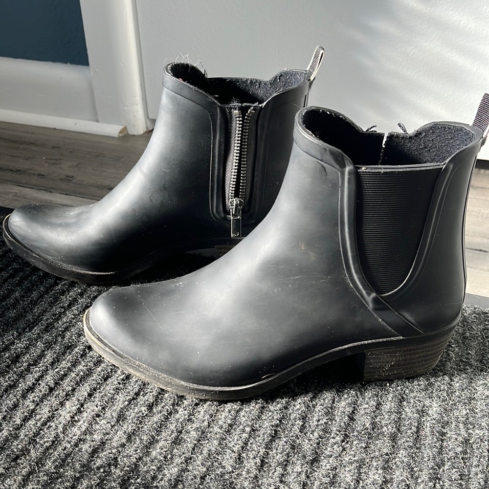 Lucky Brand waterproof rain bootie- black - 7